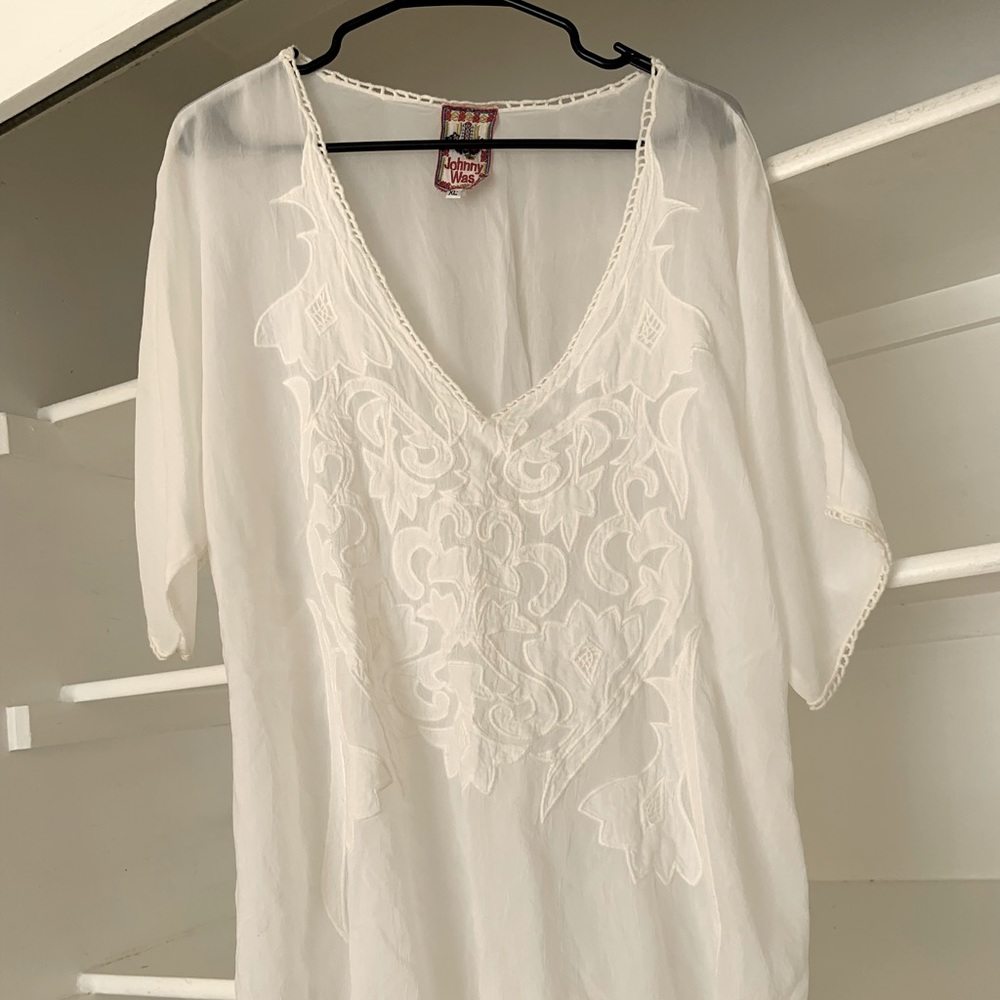 Johnny Was Sheer Light Breezy white embroidered short sleeve blouse top